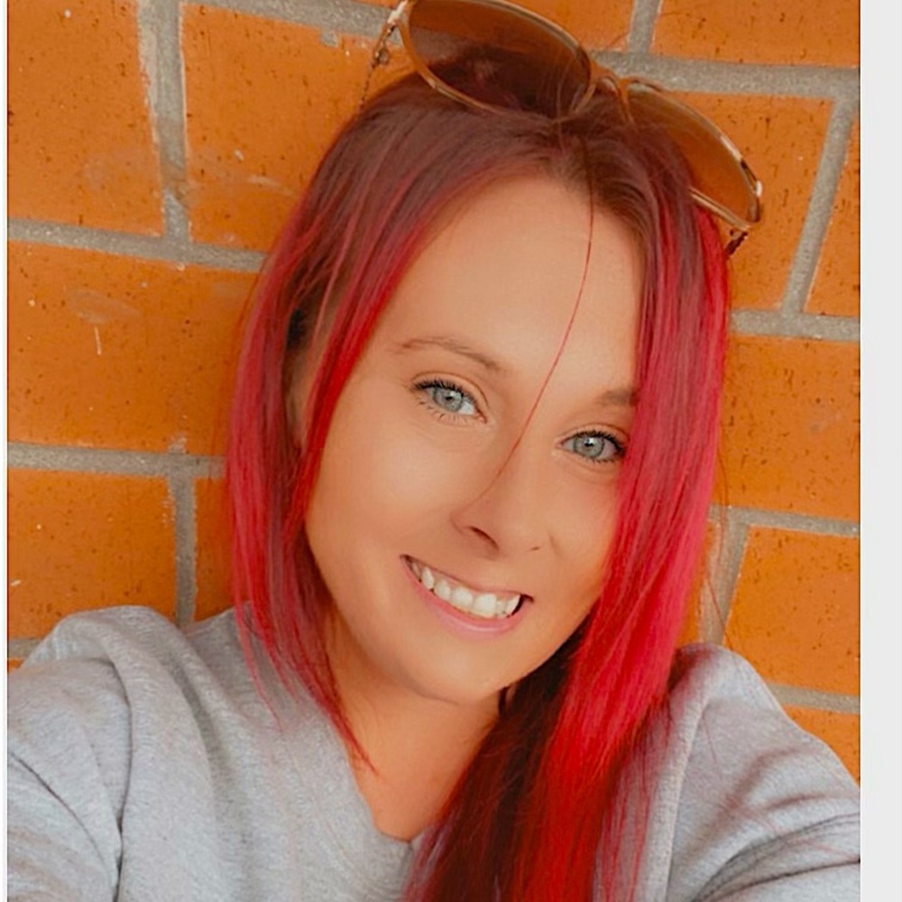 Meet your Posher, Leah